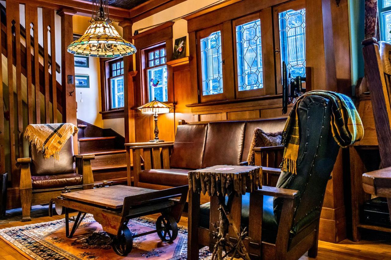 Bed and Breakfast The Craftsman House Bragg Creek Exteriér fotografie