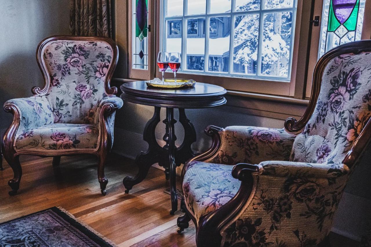 Bed and Breakfast The Craftsman House Bragg Creek Exteriér fotografie
